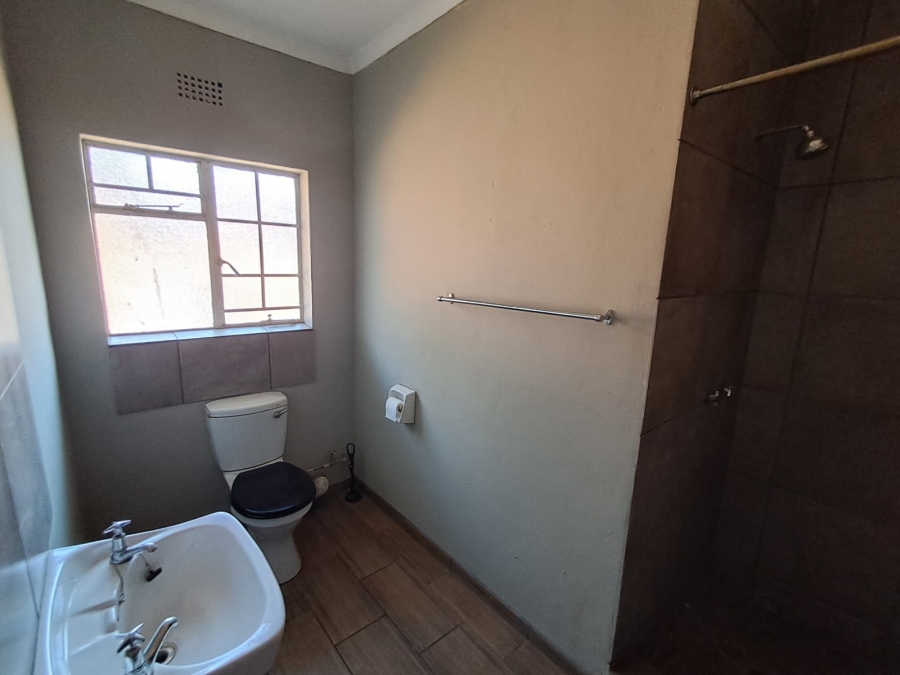 3 Bedroom Property for Sale in Roodia Free State